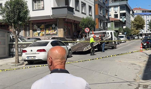 Avcılar'da tartıştığı motosikletli tarafından silahla vurulan otomobil sürücüsü ağır yaralandı