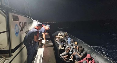 Aydın açıklarında 22 düzensiz göçmen yakalandı