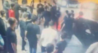 Bağcılar'da sanal medya tartışması bıçaklı kavgaya dönüştü: 2 yaralı