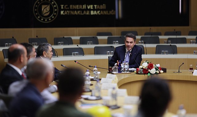 Bakan Bayraktar, Doruk Madencilik işçilerini kabul etti