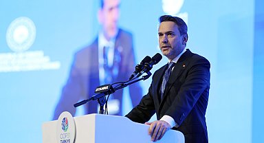 Bakan Bayraktar: Türkiye, petrol ve doğal gazda kendi kendine yeten bir ülke olacak