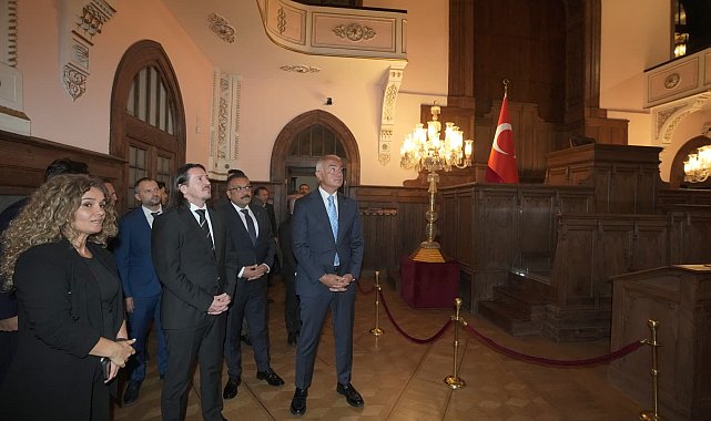 Bakan Ersoy, Kuzey Makedonyalı mevkidaşı ile bir araya geldi