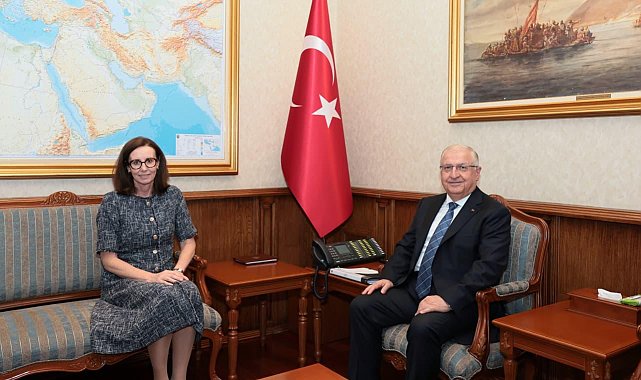 Bakan Güler, Birleşik Krallık Ankara Büyükelçisi Anderson'ı kabul etti