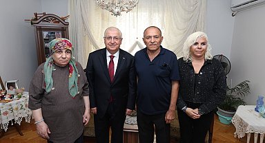 Bakan Güler, İstanbul'da şehit ailesini ziyaret etti