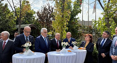 Bakan Güler: Türk ve Azerbaycan ordularının iş birliği Kafkasya'nın güvenliği için önemlidir