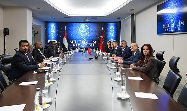 Bakan Tekin, Sudan Eğitim Bakanı Hajar ile bir araya geldi
