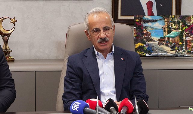 Bakan Uraloğlu: İstanbul'un toplamda 1000 kilometre metroya ihtiyaç var