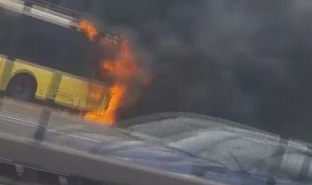 Bakırköy'de İETT otobüsünde yangın -1