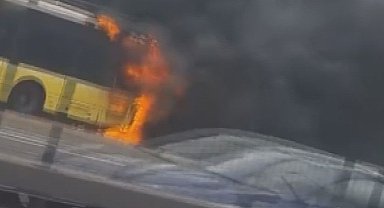 Bakırköy'de İETT otobüsünde yangın -1