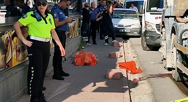 Beton mikserinin altında kalan yaya hayatını kaybetti