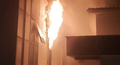 Beykoz'da 7 katlı plazada çıkan yangın söndürüldü