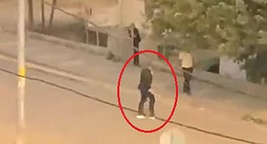 Bıçaklanarak öldürülmüştü; olay öncesi elinde keserle yürüdüğü görüntüler çıktı