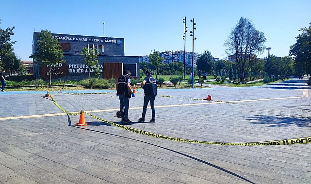 Boşandığı kadını tabancayla öldüren şüpheli, yakalanacağını anlayınca intihar etti- Yeniden