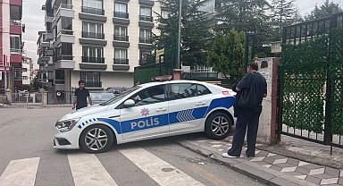 Boşanma aşamasındaki eşini bıçakla ağır yaraladı