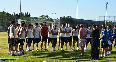 Bucaspor 1928'de derbi öncesi ayrılıklar yaşandı
