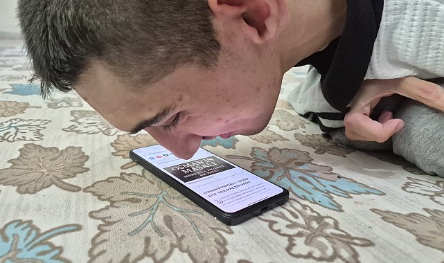 Burnu ile cep telefonu kullanan 'serebral palsili' Osman'ın hedefi kitap yazmak