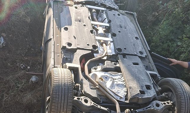 Bursa'da kontrolden çıkan otomobil dere yatağına düştü: 5 yaralı