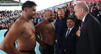 Cumhurbaşkanı Erdoğan, Yağlı Güreş Cumhurbaşkanlığı Kupası final mücadelelerini izledi