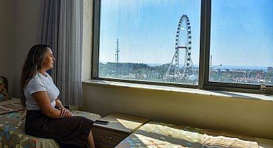 Deniz manzaralı, 5 yıldızlı otel konforlu yurt