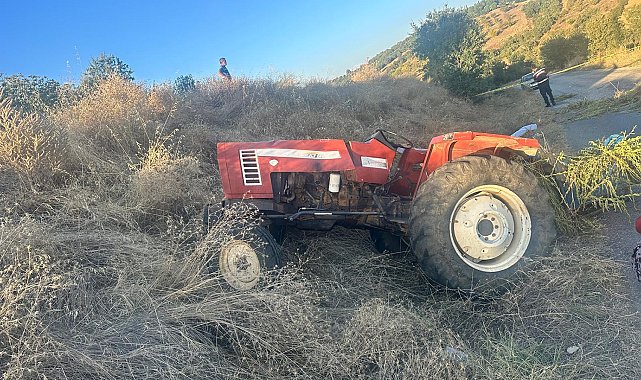 Devrilen traktörün altında kalarak hayatını kaybetti