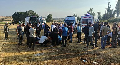 Diyarbakır'da devrilen otomobildeki 4'ü çocuk, 9 kişi yaralandı