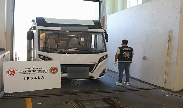 Edirne İpsala Gümrük Kapısı'nda 387 kilo uyuşturucu ele geçirildi