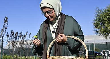 Emine Erdoğan, Türkiye Milli Botanik Bahçesi'ni ziyaret etti