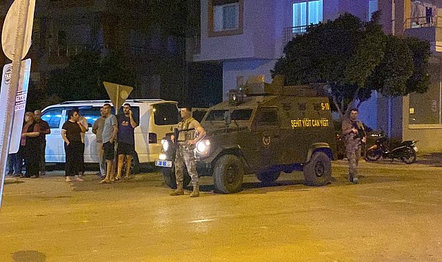 Eski eşini öldürüp, oğlunu yaraladıktan sonra kendi yaşamına son verdi