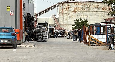 Eskişehir'de fabrikanın çatısından düşen işçi öldü