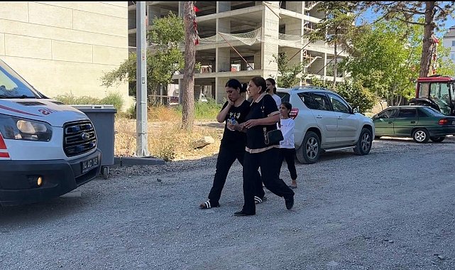 Evindeki çamaşır makinesi yanan kadın, gözyaşlarına boğuldu