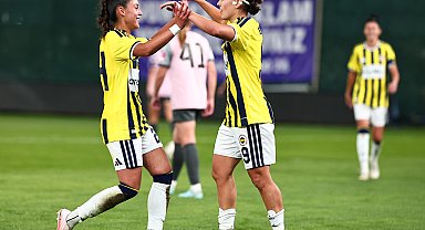 Fenerbahçe arsaVev, UEFA Avrupa Kupası'nda Son 16 Turu'na yükseldi