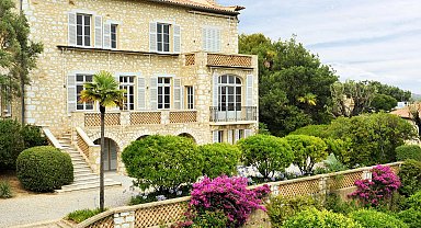 Fransa'da Renoir Müzesi'nde soygun: 9 milyon avroluk eser çalındı