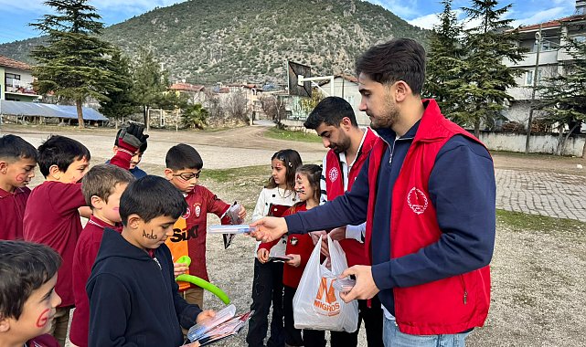 Gazi, protez bacağıyla hayata tutundu