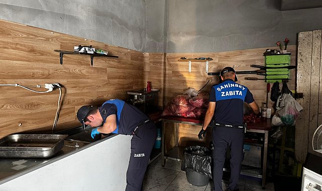 Gaziantep'te 500 kilo ciğer ve et imha edildi, işletme mühürlendi