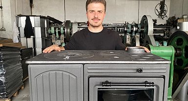 Gelişen teknolojiye rağmen zanaatlarını sürdüren baba-oğul ürettikleri sobaları ihraç ediyor