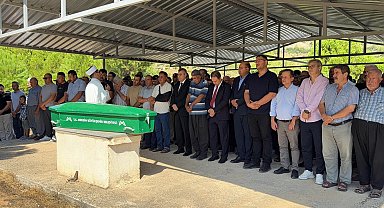 Girne açıklarındaki gemi kazasında hayatını kaybeden kişi, toprağa verildi