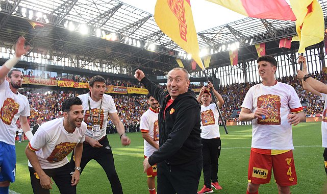 Göztepe'de istikrarın adı Stanimir Stoilov