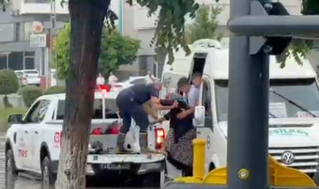 Hatay'da sağanak nedeniyle yollar göle döndü