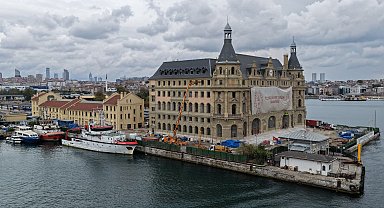 Haydarpaşa'nın temellerinde yer alan ahşap kazıkların yüzde 80'i yok olmuş