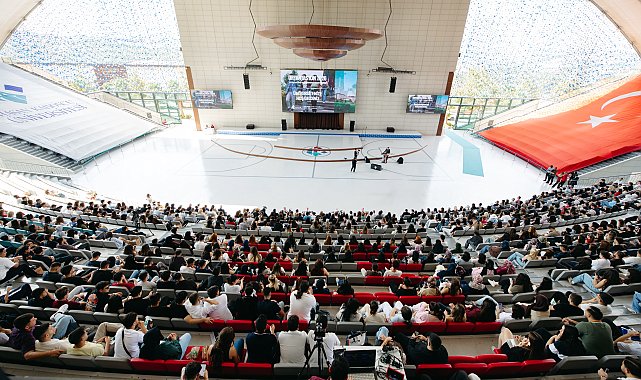 HKÜ'de yeni öğrenciler için Oryantasyon'26 programı düzenlendi