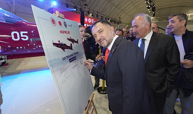 HÜRKUŞ-2, Türk Hava Kuvvetleri'ne teslim edildi