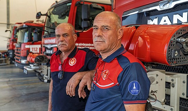 İkizler aynı gün itfaiyeci oldular aynı gün evlendiler
