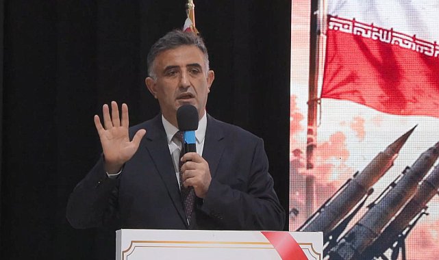 İstanbul Esenyurt Üniversitesi'nde yeni akademik yılın ilk dersi 'milli teknoloji hamlesi' oldu