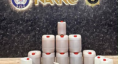İstanbul'da 3 ilçede düzenlenen operasyonlarda 898 kilogram uyuşturucu madde ele geçirildi