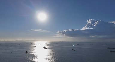 İstanbul'da bulutlar görsel şölen oluşturdu