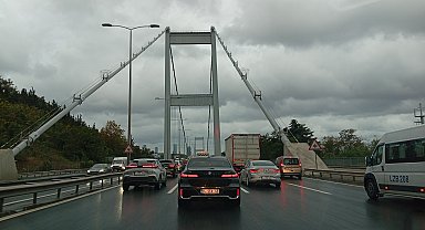 İstanbul'da haftanın ilk iş günü trafik yoğunluğu oluştu