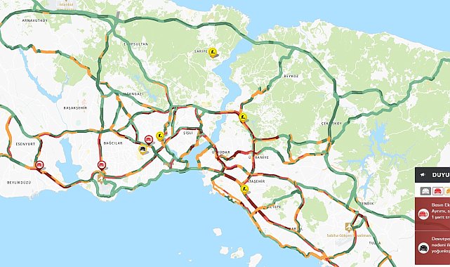 İstanbul'da yağışla birlikte trafik yoğunluğu oluştu
