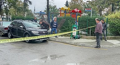 Kardeşini tabancayla yaralayıp, kaçtı