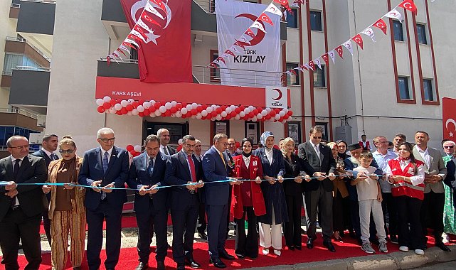 Kars'ta Türk Kızılay'ın aşevi açıldı