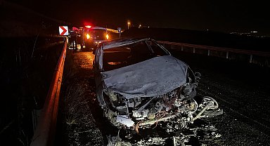 Kayseri'de çarpışan motosiklet ile otomobil yandı: 2 yaralı